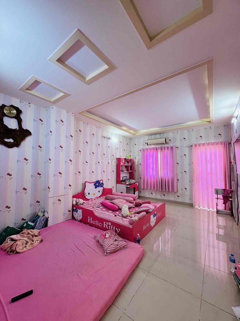 ngộp 4 tỉ ngân hàng cần bán gấp