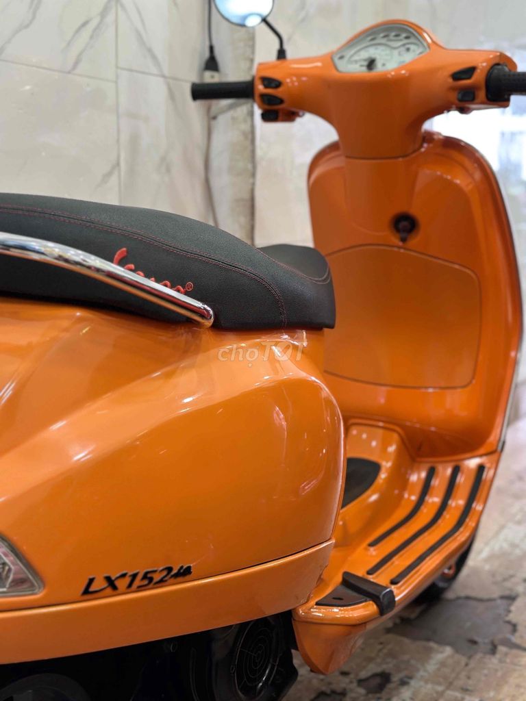Piaggio Vespa LX150 Nhập Ý . BSTP. Mua bán Xe máy tại Quận Phú Nhuận Tp Hồ Chí Minh được đăng bởi Ngọc Huy hình 6