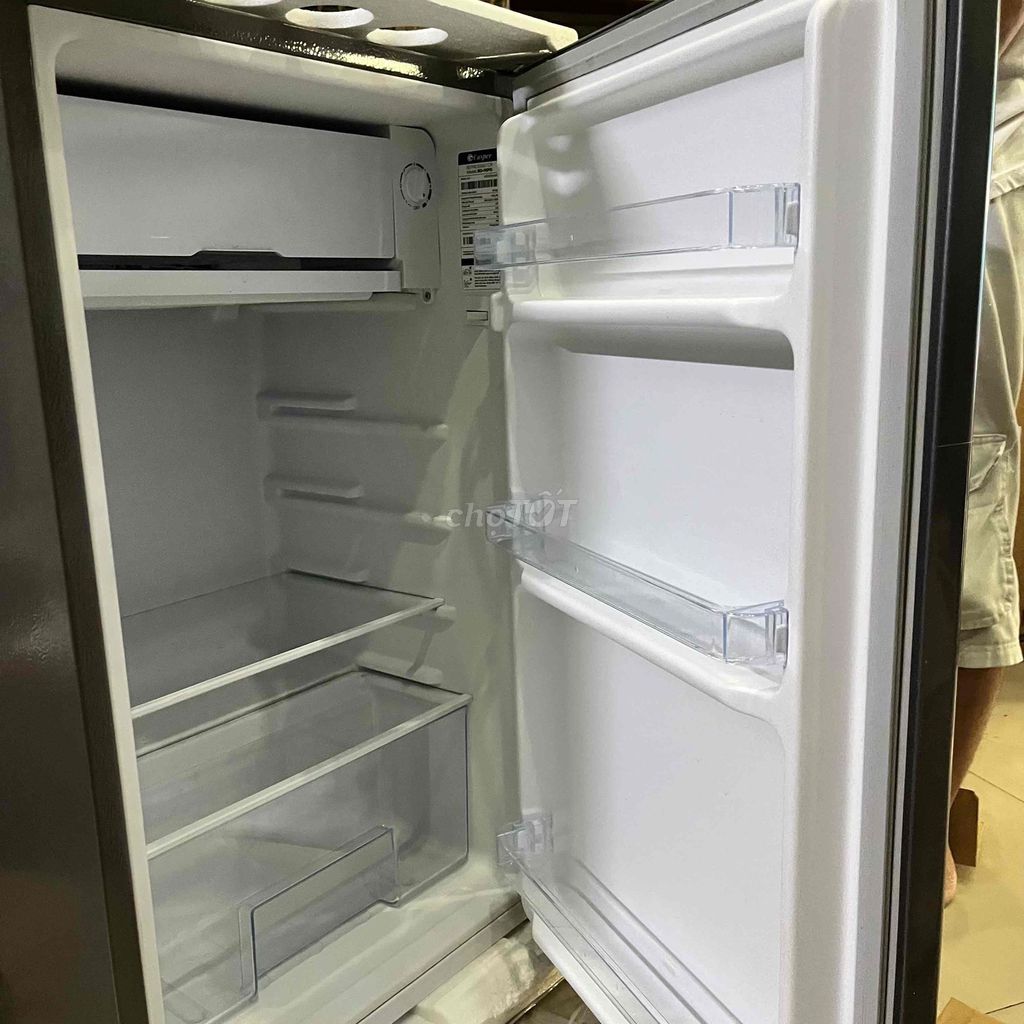 Tủ lạnh mini Casper Ro-95pG Xám 103 lít. Mua bán Tủ lạnh tại Quận 3 Tp Hồ Chí Minh được đăng bởi trinh quang hình 1