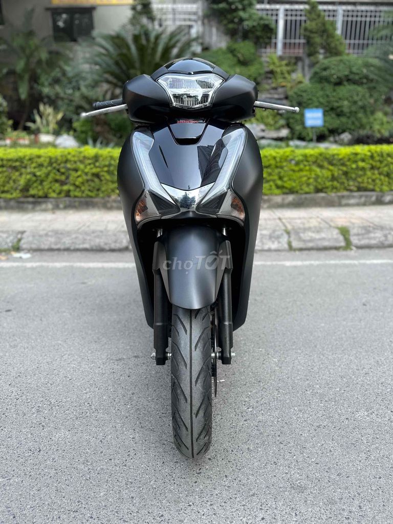 SH Việt 2019 / 125cc phanh CBS Đẹp & Mới. Mua bán Xe máy tại Quận Hoàng Mai Hà Nội được đăng bởi Xe Máy Quân Oanh  hình 6