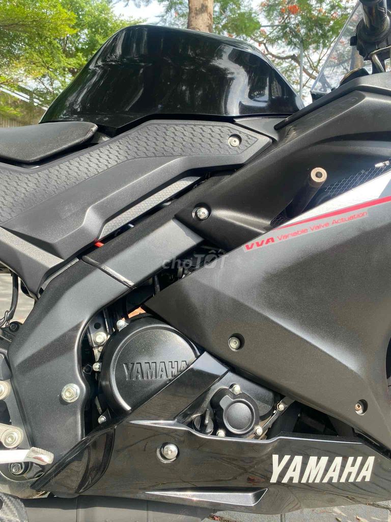 Yamaha R15 V3 hàng hiếm chạy ít- xe như mới  moto. Mua bán Xe máy tại Quận Cầu Giấy Hà Nội được đăng bởi Tong motor xe may hình 4