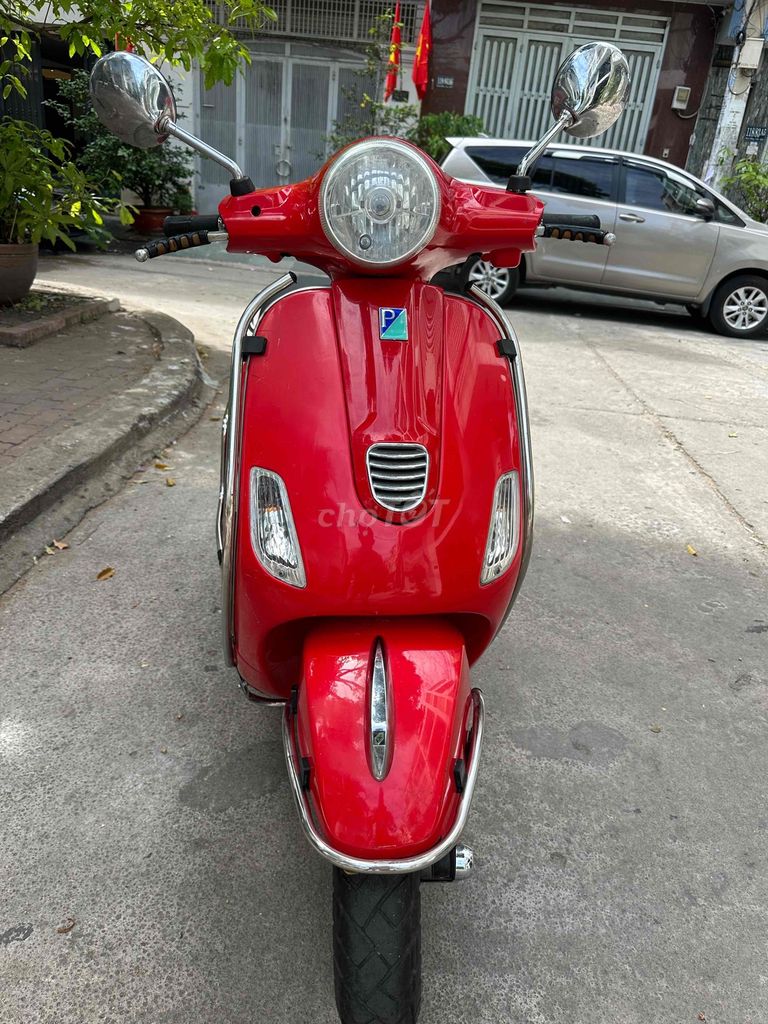 Vespa LX 125ie.Xe cực đẹp.BSTP 1 chủ sang tên liền