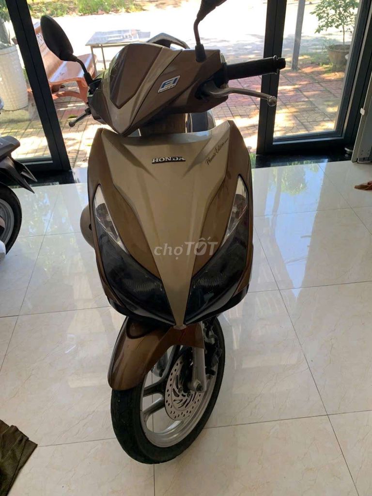 Cần bán xe airblade. Chính chủ. Mua bán Xe máy tại Quận Ninh Kiều Cần Thơ được đăng bởi Hào hình 1