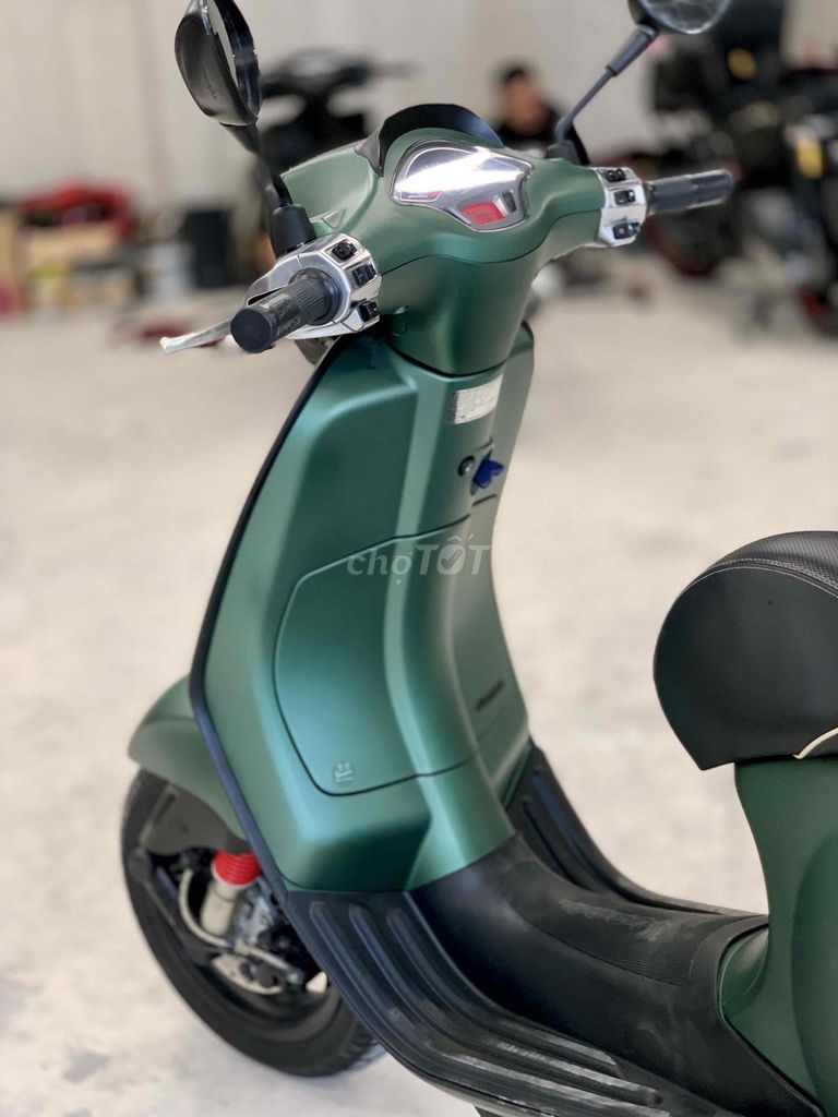 🔥Vespa Sprint 125 ABS 2018 xanh rêu nhám chuẩn zin. Mua bán Xe máy tại Thành phố Thủ Đức Tp Hồ Chí Minh được đăng bởi iMotorbike Khương Phan hình 5