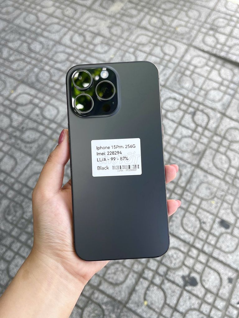 iPhone 15 Pro Max 256GB Đen zin đẹp. Mua bán Điện thoại tại Quận Liên Chiểu Đà Nẵng được đăng bởi Gia Minh Shop hình 1