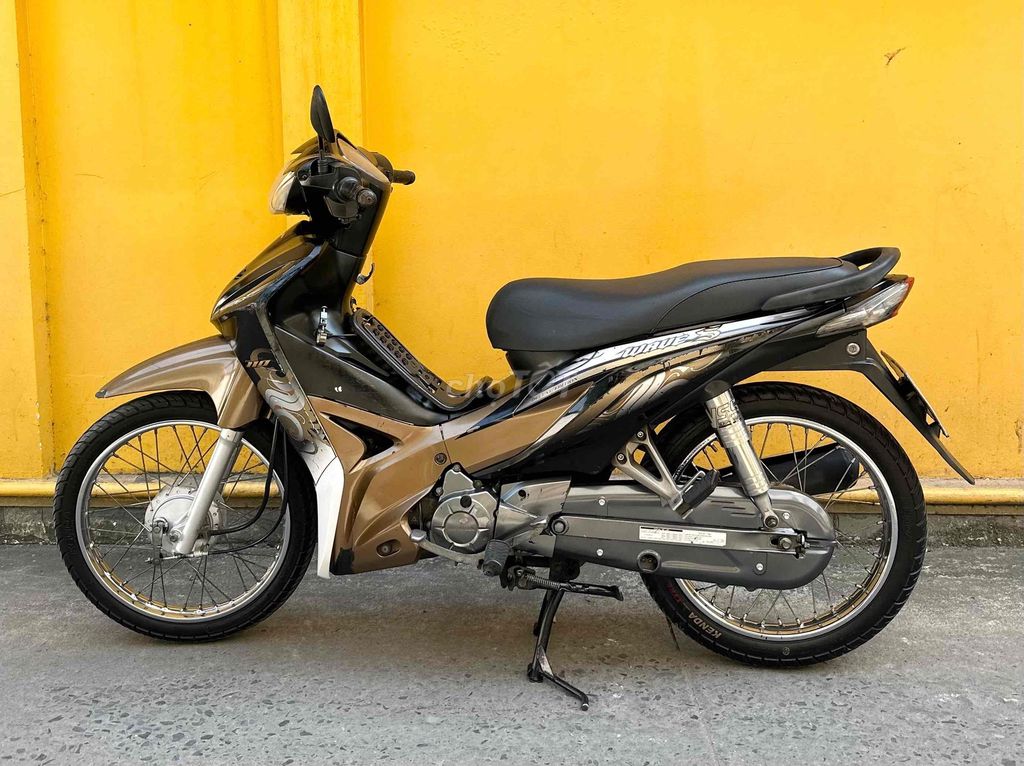 Wave chính chủ, máy êm thì thầm bao vọt biển SG. Mua bán Xe máy tại Quận 8 Tp Hồ Chí Minh được đăng bởi Quân  hình 2