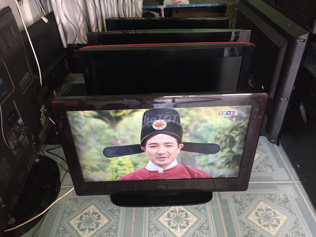 0912373153 - Vài cái LCD 32" coi đẹp, dòng bền giá từ 1tr-1tr3