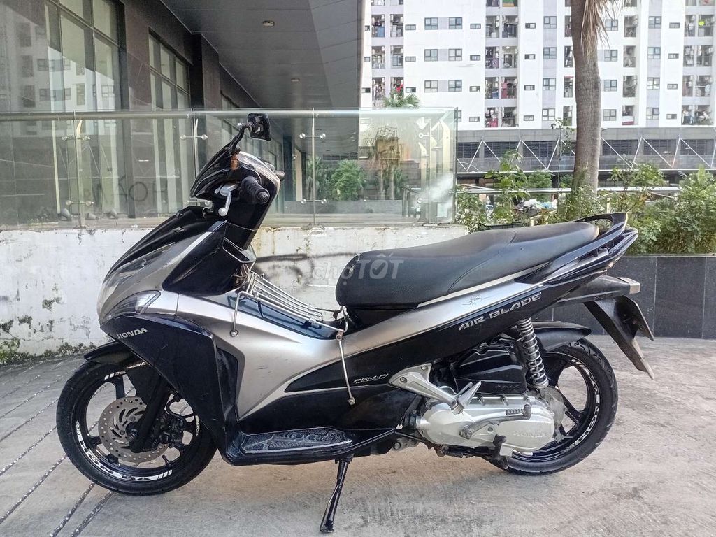 Bán xe Ab dk 2011 máy zin.. Mua bán Xe máy tại Quận Ngô Quyền Hải Phòng được đăng bởi SH hình 3