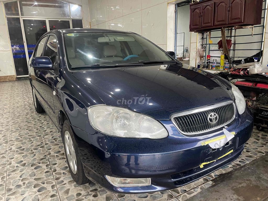 Toyota Corolla Altis, темно-синий, 5 мест