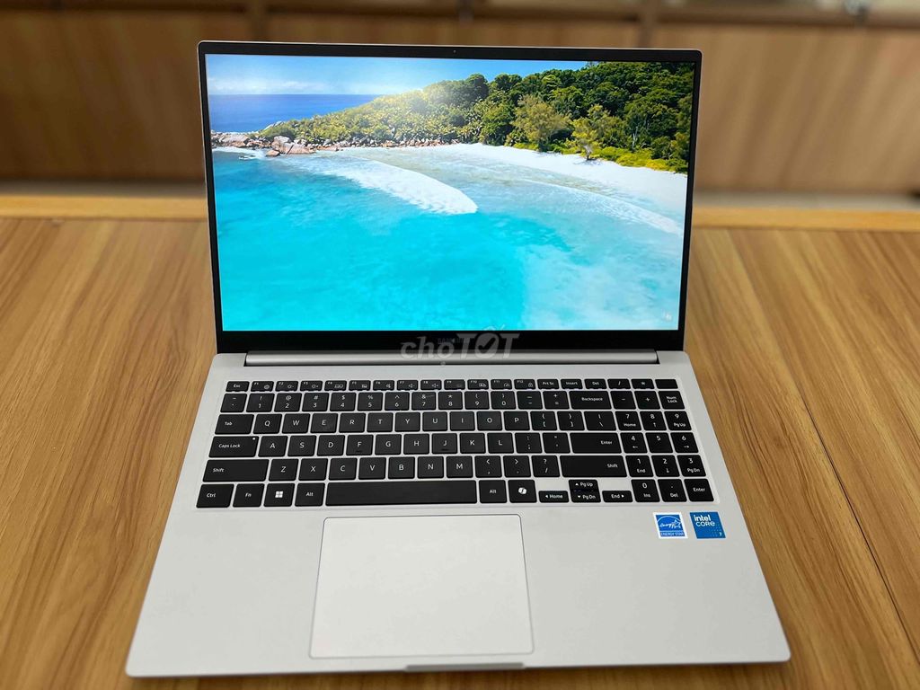 Samsung Book 4 Core 7-150U, Ram 16/512G, 15.6 inch. Mua bán Laptop tại Thành phố Long Xuyên An Giang được đăng bởi Laptop Mai Lý Nghĩa hình 1