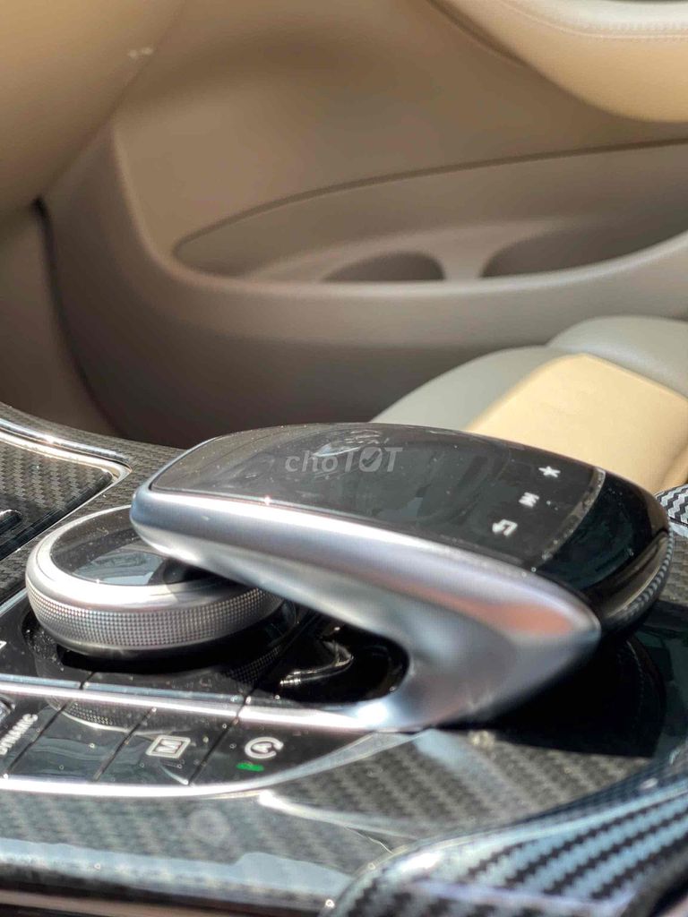 GLC300 Coupe 4Matic nk Đức 2019. Mua bán Ô tô tại Quận Long Biên Hà Nội được đăng bởi Trang Gala hình 15