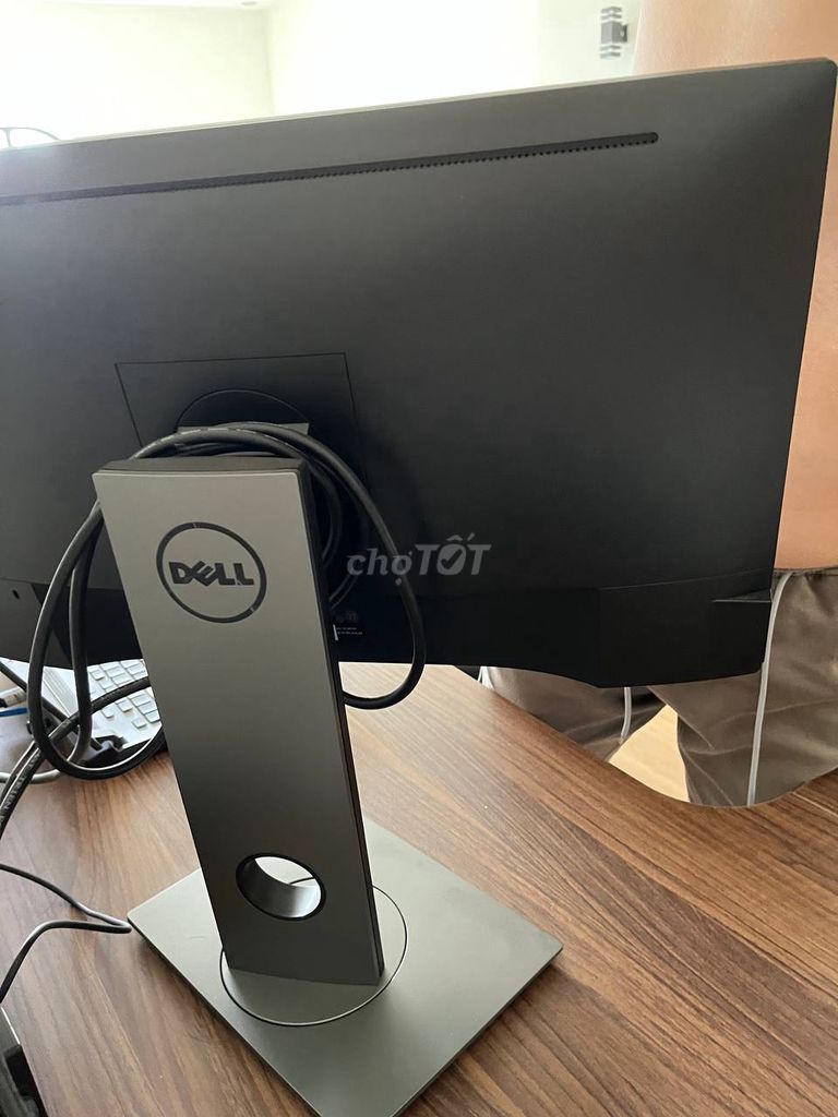 Màn hình Dell P2417 24 inch Full-HD. Mua bán Phụ kiện (Màn hình, Chuột...) tại Thành phố Biên Hòa Đồng Nai được đăng bởi Luân Nguyễn hình 3