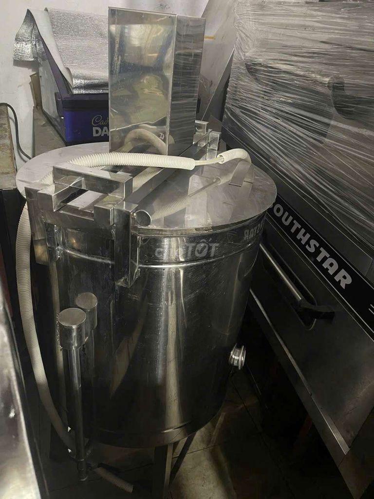 Máy quảy ra nhiet