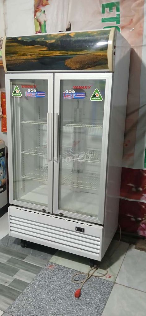 Tủ mát Sanaky 700 lít 2 cánh Trắng. Mua bán Tủ lạnh tại Quận Tân Phú Tp Hồ Chí Minh được đăng bởi Anh Lộc hình 1