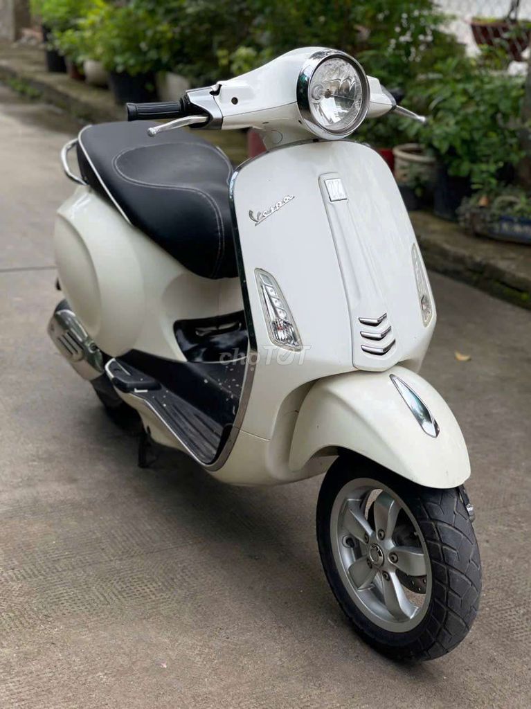 Bán vesspa xe chính chủ bs 60 hỗ trợ góp. Mua bán Xe máy tại Huyện Nhơn Trạch Đồng Nai được đăng bởi Nguyen nhat lam hình 2