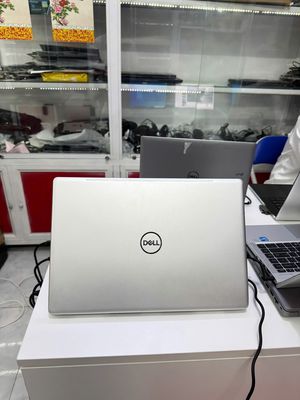 Dell Inspiron 7570 i5 8250U Ram 8gb ssd 256gb Vga. Mua bán Laptop tại Thành phố Qui Nhơn Bình Định được đăng bởi Trần Minh Tài