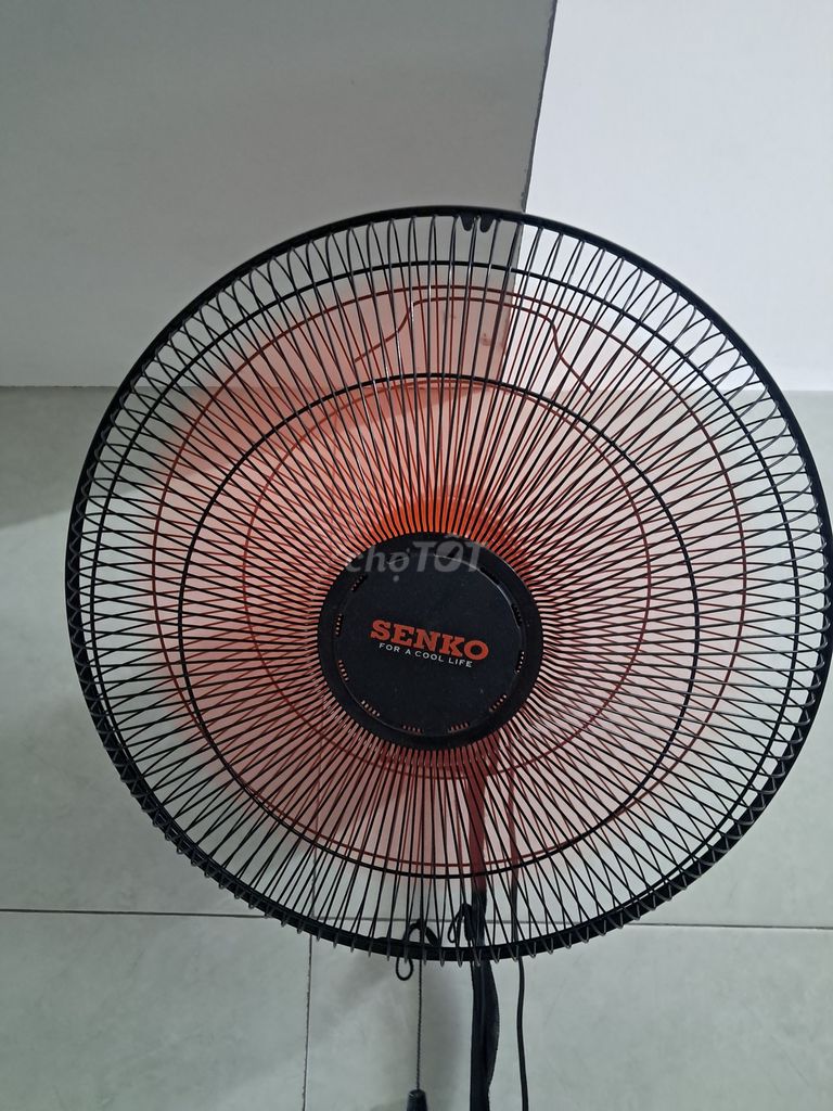 Quạt treo tường Senko Đen. Mua bán Quạt tại Thành phố Thủ Đức Tp Hồ Chí Minh được đăng bởi Lê văn ân hình 1