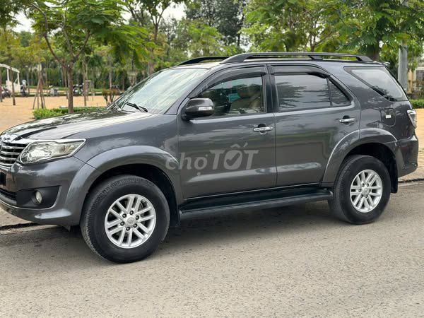 Fotuner V fom2013 sx2012 biển SG. Mua bán Ô tô tại Huyện Hóc Môn Tp Hồ Chí Minh được đăng bởi Trương Van Khanh hình 2