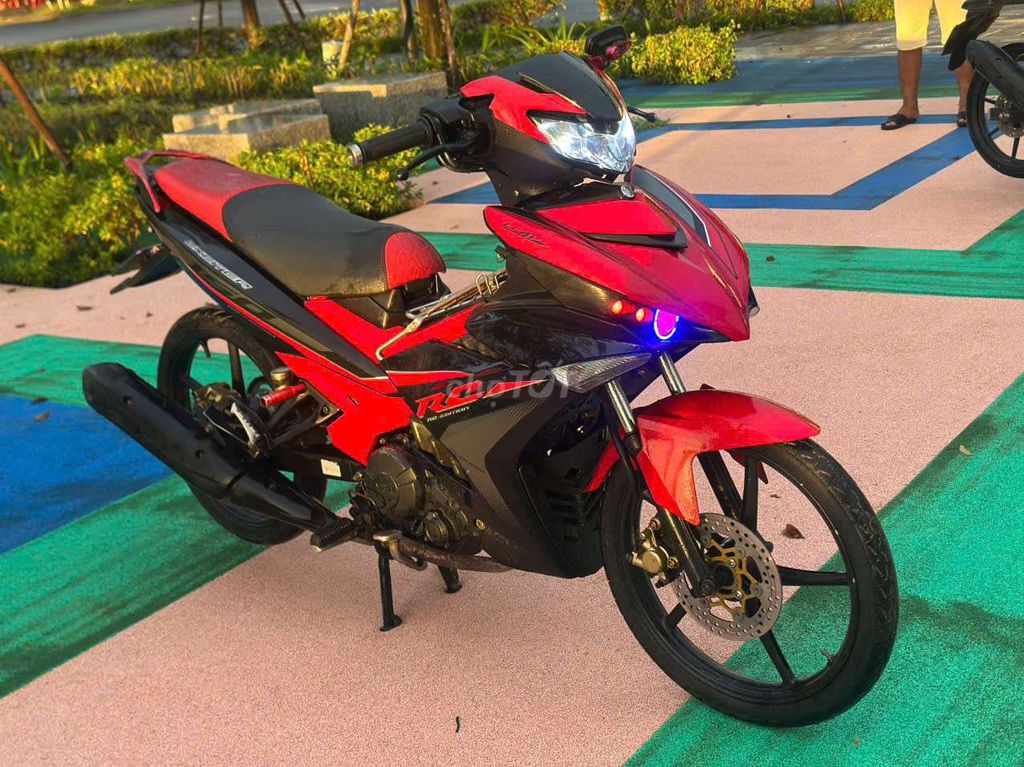 Yamaha Exciter 150 2016 Đỏ đen. Mua bán Xe máy tại Quận Sơn Trà Đà Nẵng được đăng bởi Huỳnh Bi hình 2