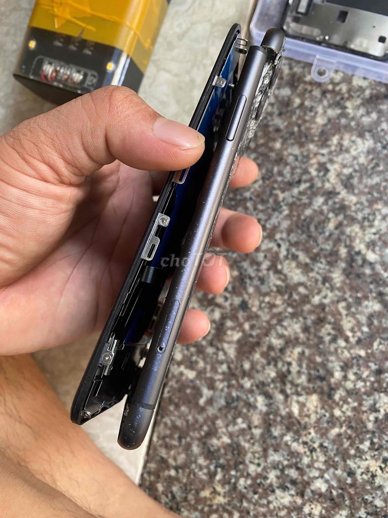 Apple iPhone 11 64GB Đen Hư hỏng. Mua bán Điện thoại tại Quận 12 Tp Hồ Chí Minh được đăng bởi KHANG hình 1