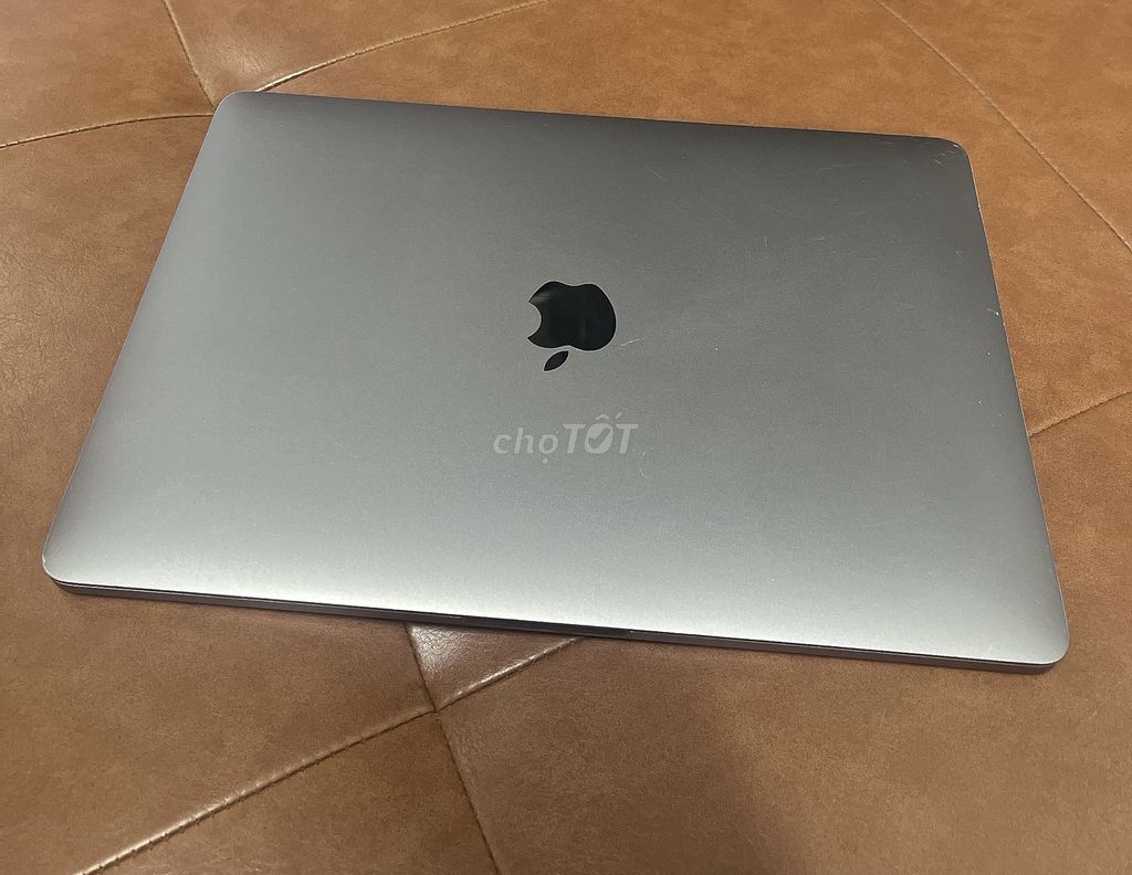 Macbook Pro 13" Tuochbar 2020 I5/8Gb/SSD 256Gb/13"