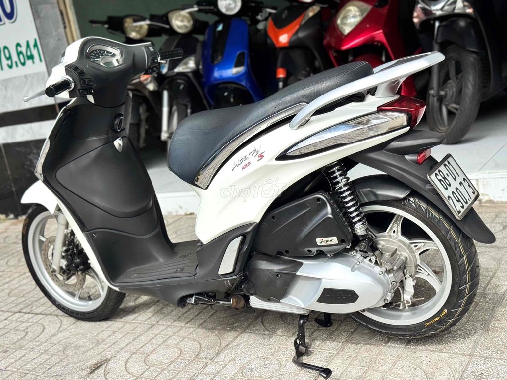 📣 Piaggio Liberty S 125cc thắng ABS đời cao Trắng. Mua bán Xe máy tại Thành phố Rạch Giá Kiên Giang được đăng bởi Xe Máy Thanh Phương hình 6