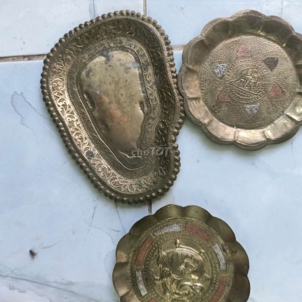 Cổ vật Đồng Vàng đồng. Mua bán Đồ sưu tầm, đồ cổ tại Huyện Trảng Bom Đồng Nai được đăng bởi Bảo Phong hình 1