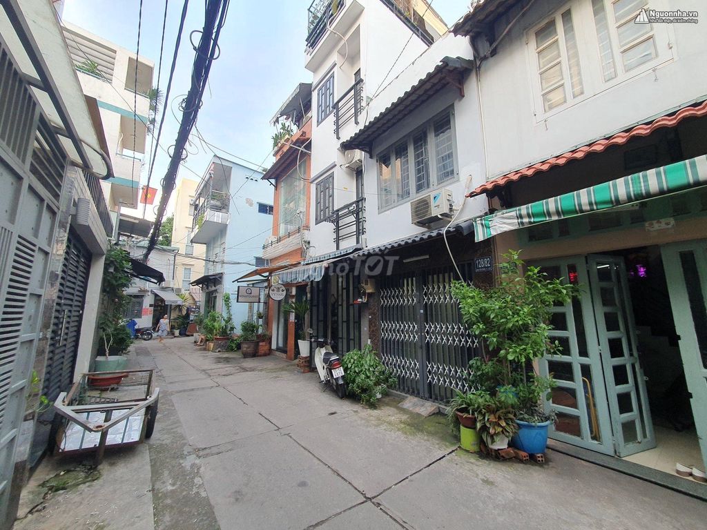BÁN NHÀ HẺM XE HƠI LÊ VĂN DUYỆT 4 TỶ 200
