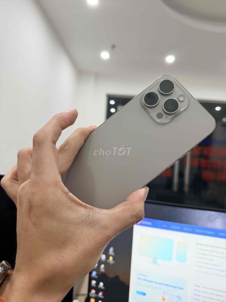 iPhone 15 Pro Max 256GB Mỹ 89% Pin. Mua bán Điện thoại tại Quận Cầu Giấy Hà Nội được đăng bởi TicoSmartphone hình 1