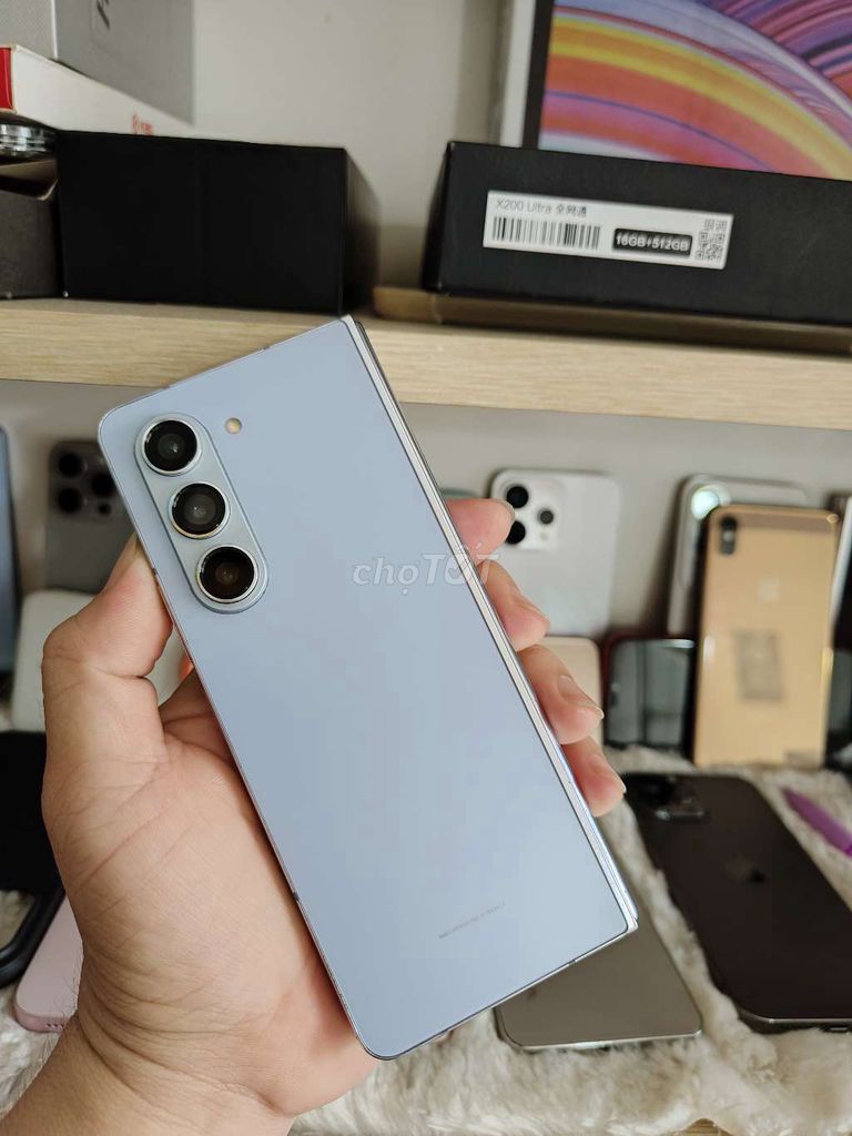 Samsung Fold 5 VN chính hãng 2 sim. Mua bán Điện thoại tại Quận Tân Phú Tp Hồ Chí Minh được đăng bởi LUCKY SHOP hình 1