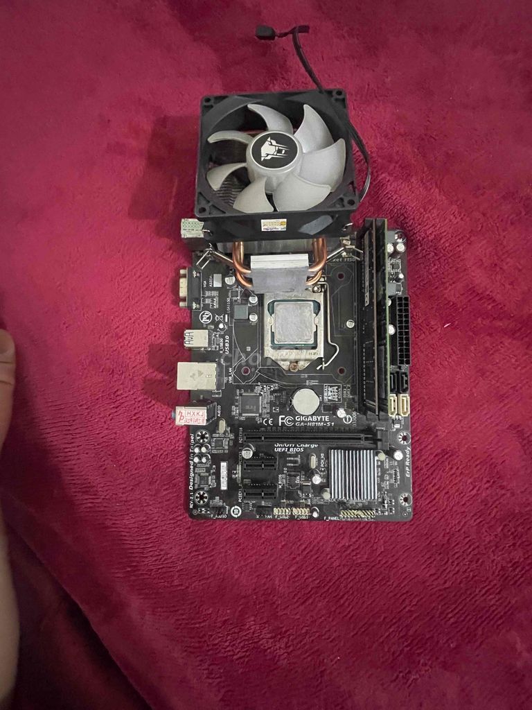 Bo mạch chủ Gigabyte GA-H81M-S1. Mua bán Linh kiện (RAM, Card...) tại Thành phố Vĩnh Yên Vĩnh Phúc được đăng bởi Huy hoang hình 1