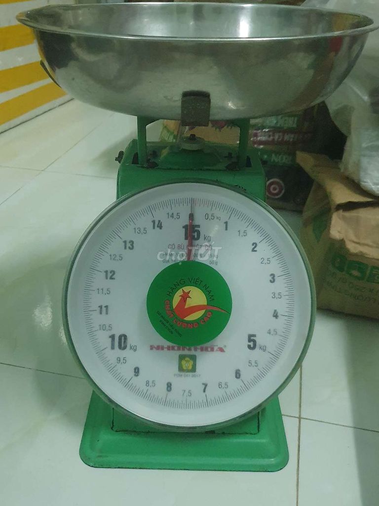 Cân đồng hồ Nhơn Hòa 15kg Xanh lá.. Mua bán Nội thất, đồ gia dụng khác tại Thành phố Thủ Dầu Một Bình Dương được đăng bởi Linh pk hình 1
