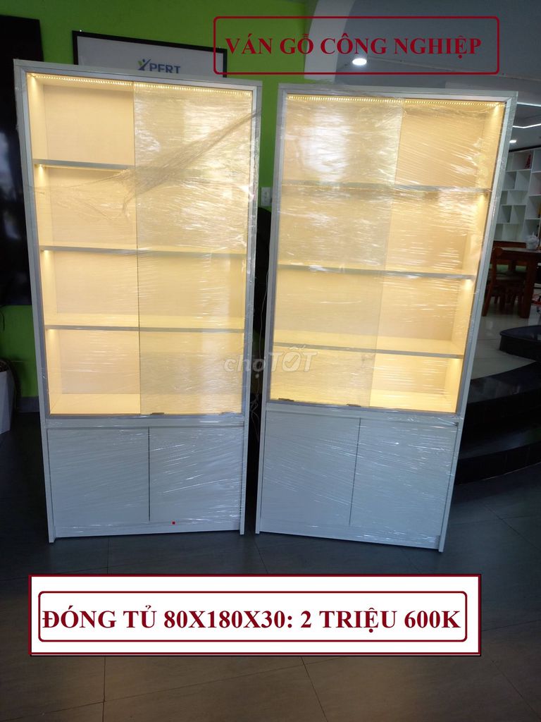 TỦ TRƯNG BÀY KÍNH LÙA / MỞ 80X180X30CM CÓ ĐÈN. Mua bán Tủ, kệ gia đình tại Quận Tân Bình Tp Hồ Chí Minh được đăng bởi  BÀN GHẾ VĂN PHÒNG VÀ TỦ TRƯNG BÀY SHOP hình 1