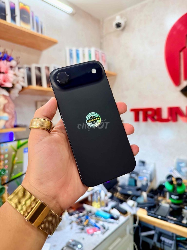 Apple iPhone  Air 256GB Đen Bóng. Mua bán Điện thoại tại Thành phố Long Xuyên An Giang được đăng bởi Trung Black  hình 1