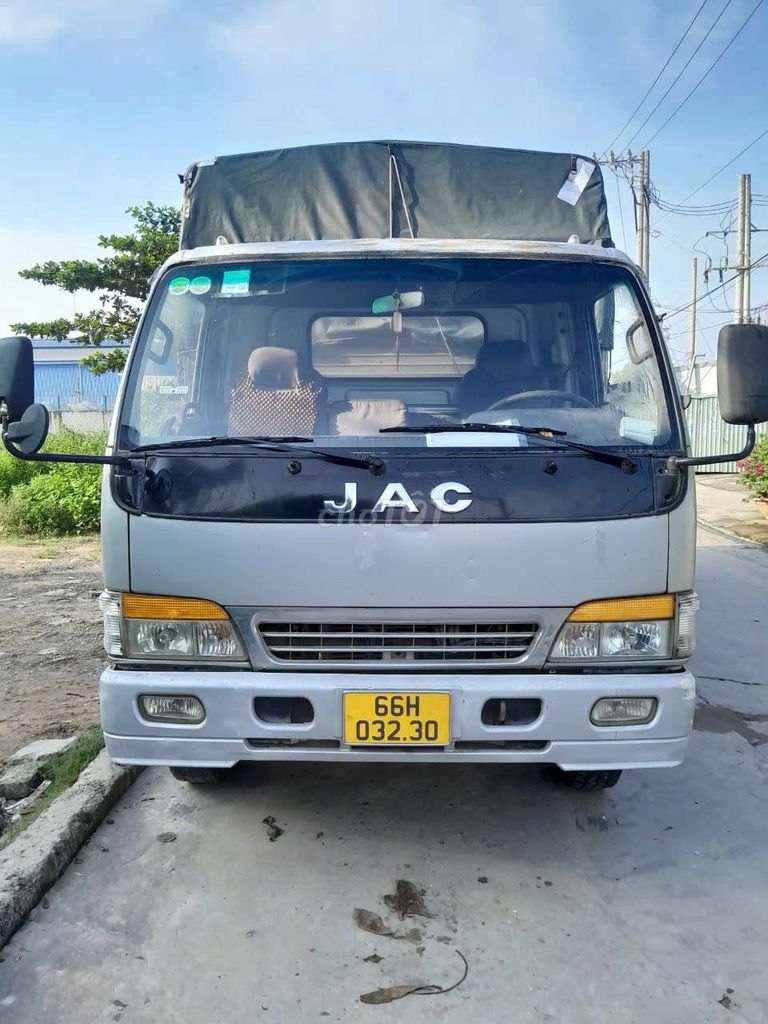 Jac 3.5t đời 2012 thùng bạt dài 5m3