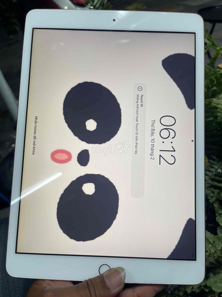 Apple iPad Gen 7 128GB Vàng. Mua bán Máy tính bảng tại Quận 8 Tp Hồ Chí Minh được đăng bởi Lâm Khang hình 1