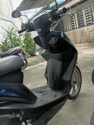 Xe hảng kymco  màu xanh. Mua bán Xe máy tại Thành phố Thủ Đức Tp Hồ Chí Minh được đăng bởi Giang