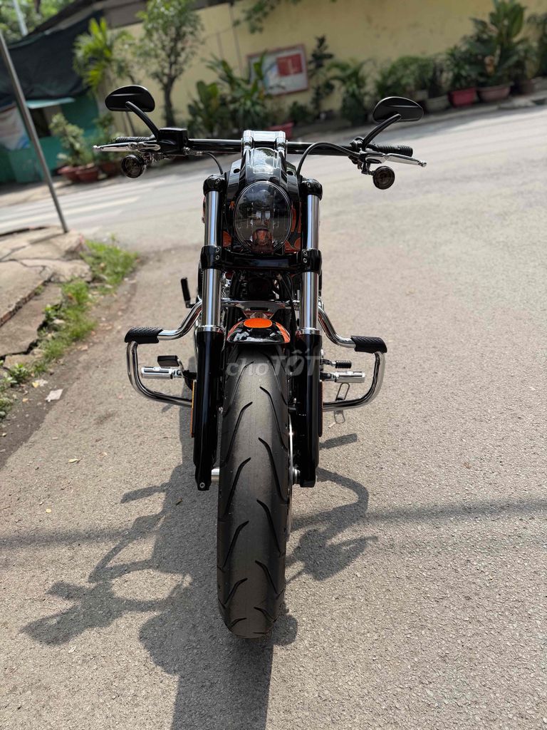 Harley Davidson Breakout 114 ABS 2019. Mua bán Xe máy tại Quận Gò Vấp Tp Hồ Chí Minh được đăng bởi Danh Phan 399 hình 2