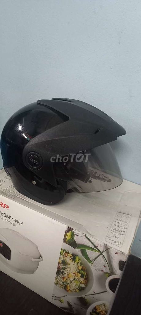 mũ 3/4 có kính. Mua bán Phụ tùng xe tại Huyện Nhà Bè Tp Hồ Chí Minh được đăng bởi Tuấn  hình 2