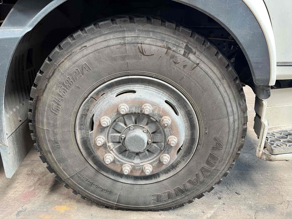 Xe Cẩu HINO 8 TẤN, Đời 2022, Chạy LƯỚT 12.5 Vạn.. Mua bán Xe tải, xe ben tại Quận 12 Tp Hồ Chí Minh được đăng bởi Xe Cẩu Lướt hình 5