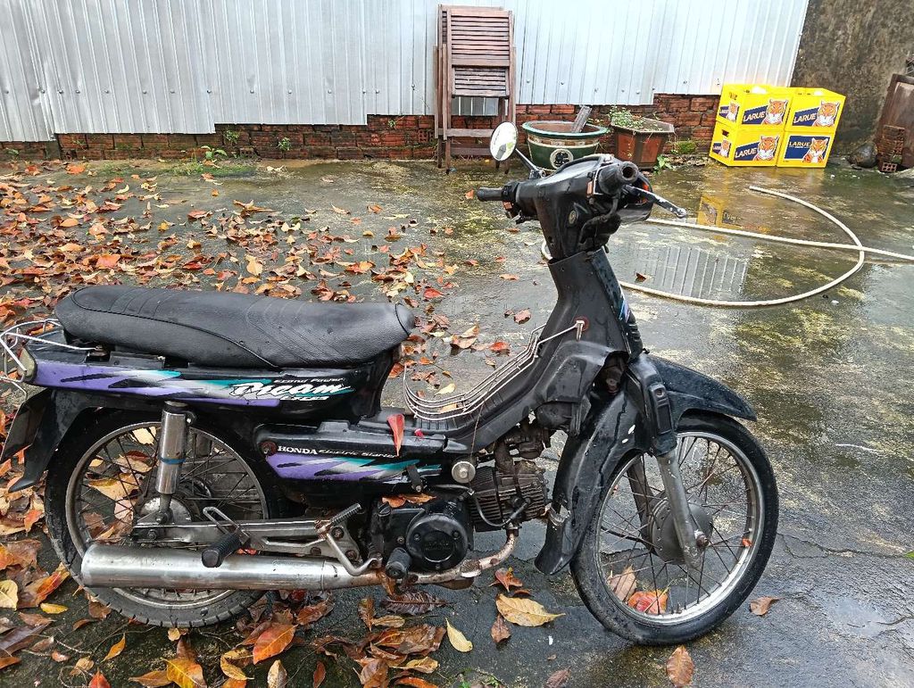 Honda Dream màu Đen. Mua bán Xe máy tại Huyện Hòa Vang Đà Nẵng được đăng bởi Phan viết huy thiện hình 1