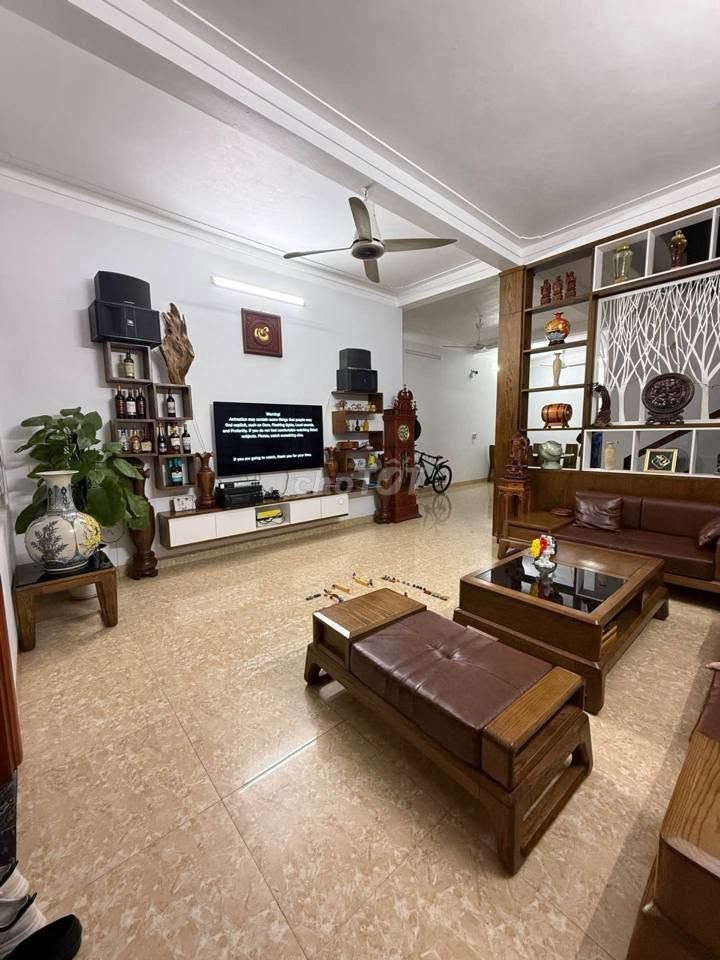 4-этажный дом 50м² в районе Зыонг Тыонг, Ме Линь, Ханой