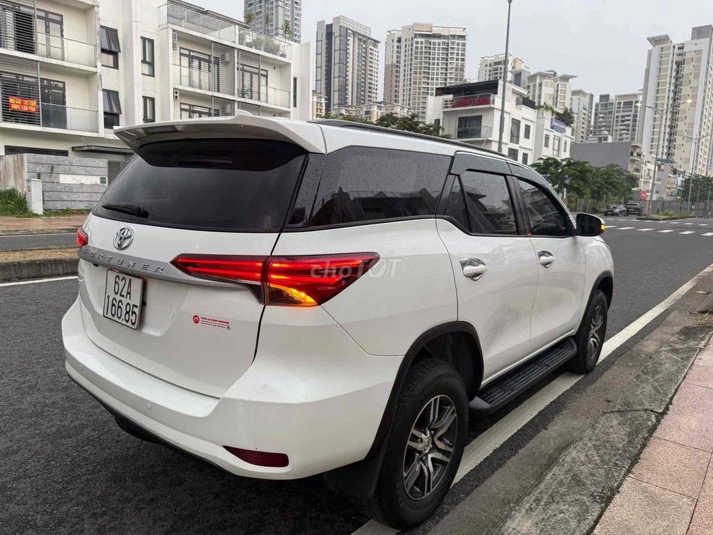 Toyota Fortuner 2019 2.4G 4x2 MT - 99000 km. Mua bán Ô tô tại Thành phố Thủ Đức Tp Hồ Chí Minh được đăng bởi Hải Trương hình 8