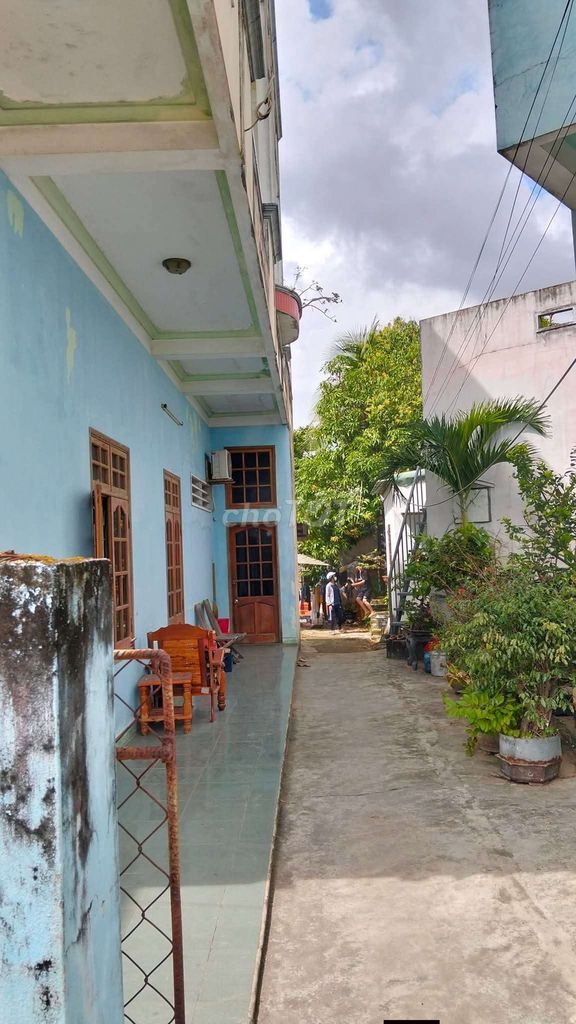 Rẻ - bán đất 40m2 4 x 10 - hẻm gần thành thái