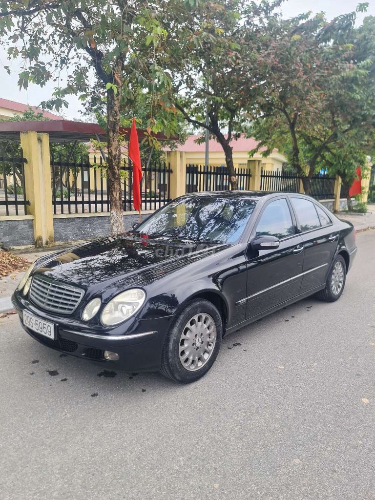 Mec E 240 cực chất. Nguyên bản toàn bộ. Mua bán Ô tô tại Quận Bắc Từ Liêm Hà Nội được đăng bởi Hải Đăng  hình 2