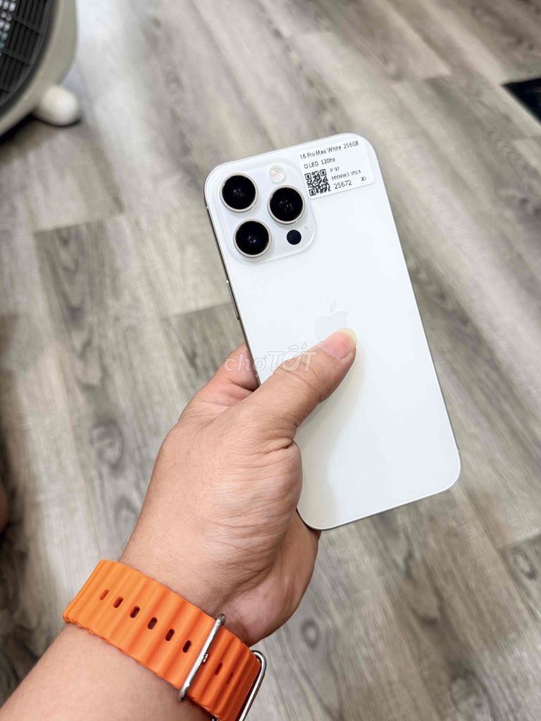 Apple iPhone 16 Pro Max 256GB Trắng. Mua bán Điện thoại tại Quận Thanh Xuân Hà Nội được đăng bởi Đặng Minh Kiên hình 1