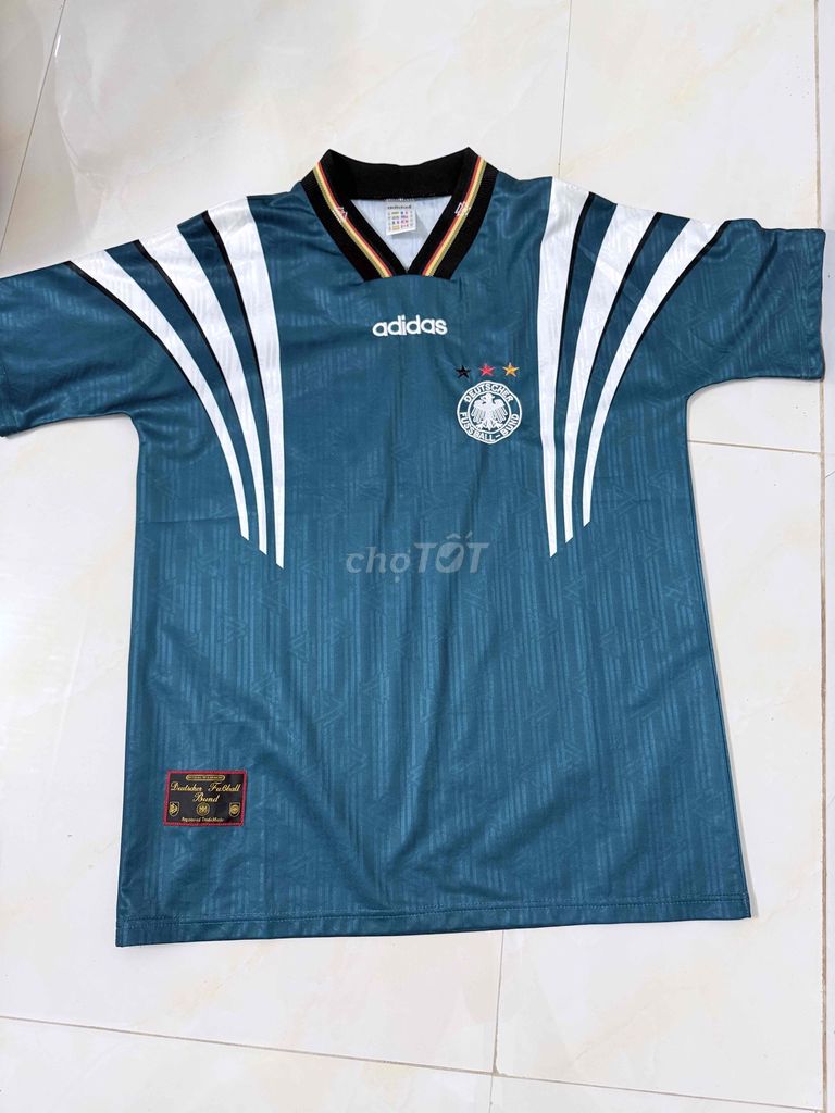 Áo bóng đá Adidas Retro Đức Nam. Mua bán Quần áo tại Huyện Mỏ Cày Nam Bến Tre được đăng bởi Vy Phan hình 1