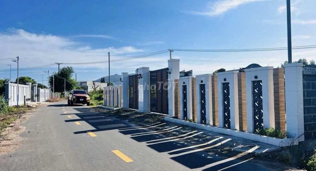 Bán 2 Lô MT (500m2),Thổ cư, Gần Chợ, KCN,CTy Dân cư hiện hữu,Chính Chủ