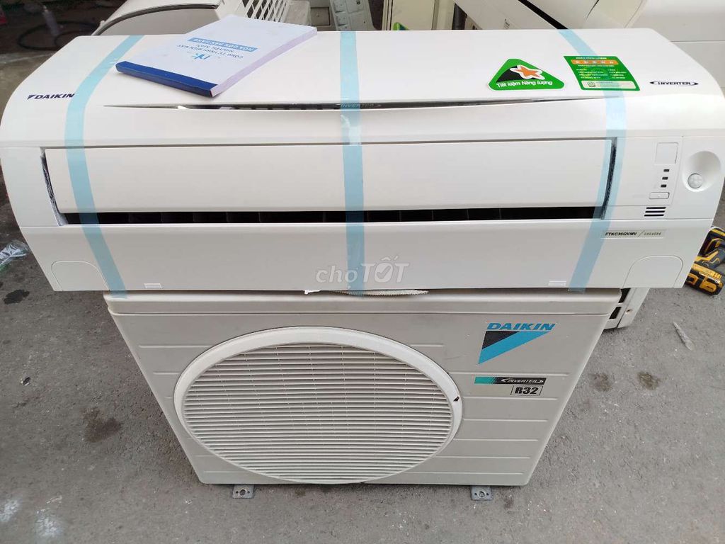 Máy Lạnh Daikin 1.5hp INVERTER mắt thần cảm biến