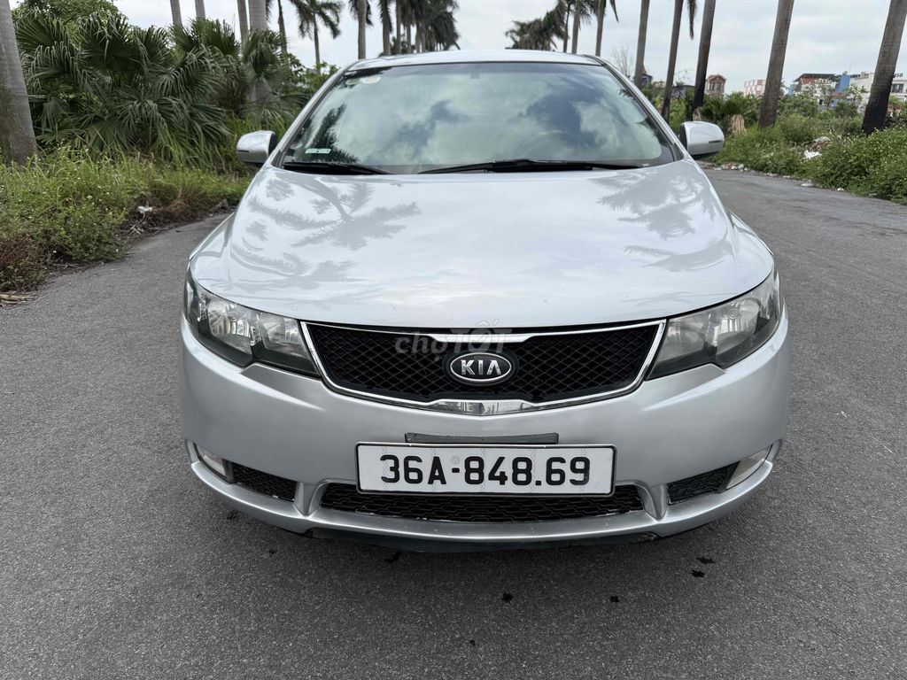 Kia Forte 2011 SX 1.6 MT - 140000 km xe gia đình